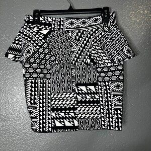 Women’s Large Black White Geometric Tribal Print Bodycon Mini Skirt W28 L17